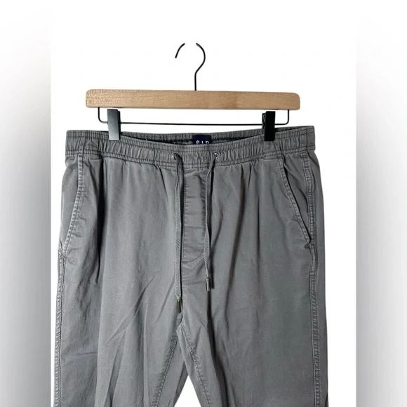 GAP Men’s Medium Gray Jogger Pants Elastic Waist Drawstring Casual Chino Fit - Picture 5 of 11
